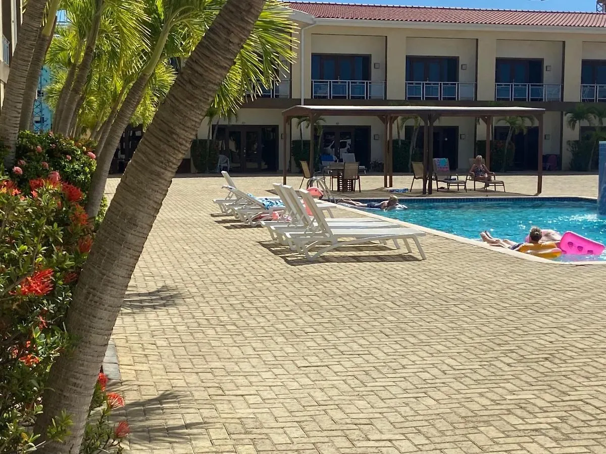 Eagle Beach Cozy Condo Palm Beach Aparthotel